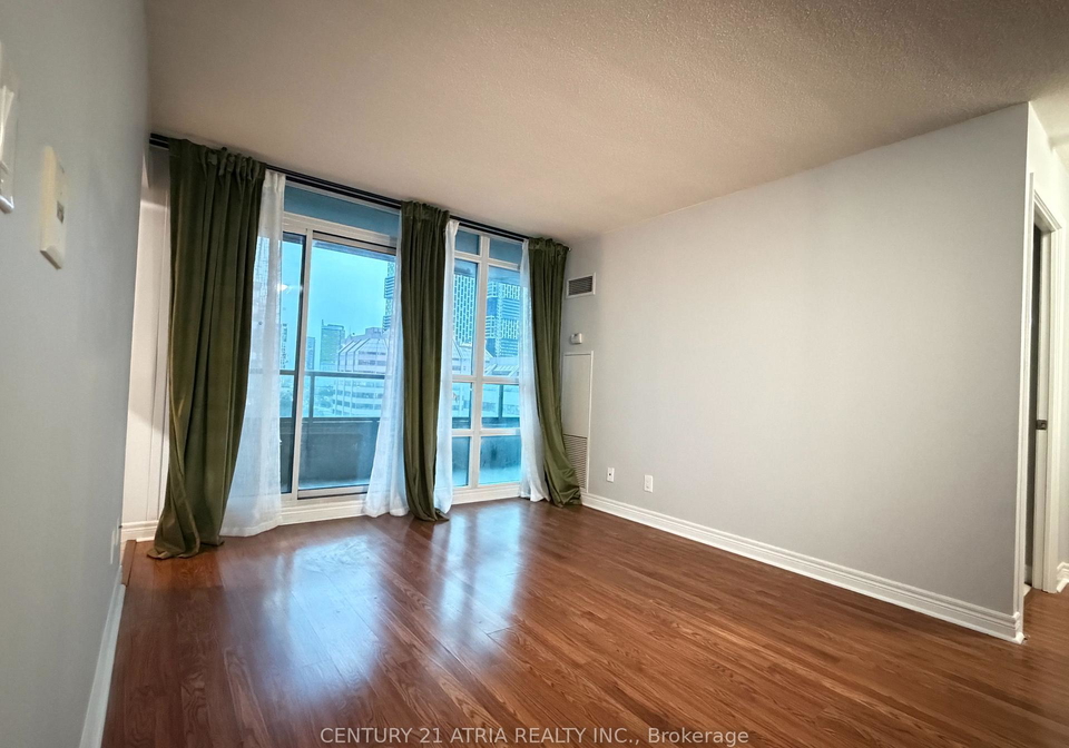 208-enfield-place-mississauga-ontario-w13624998