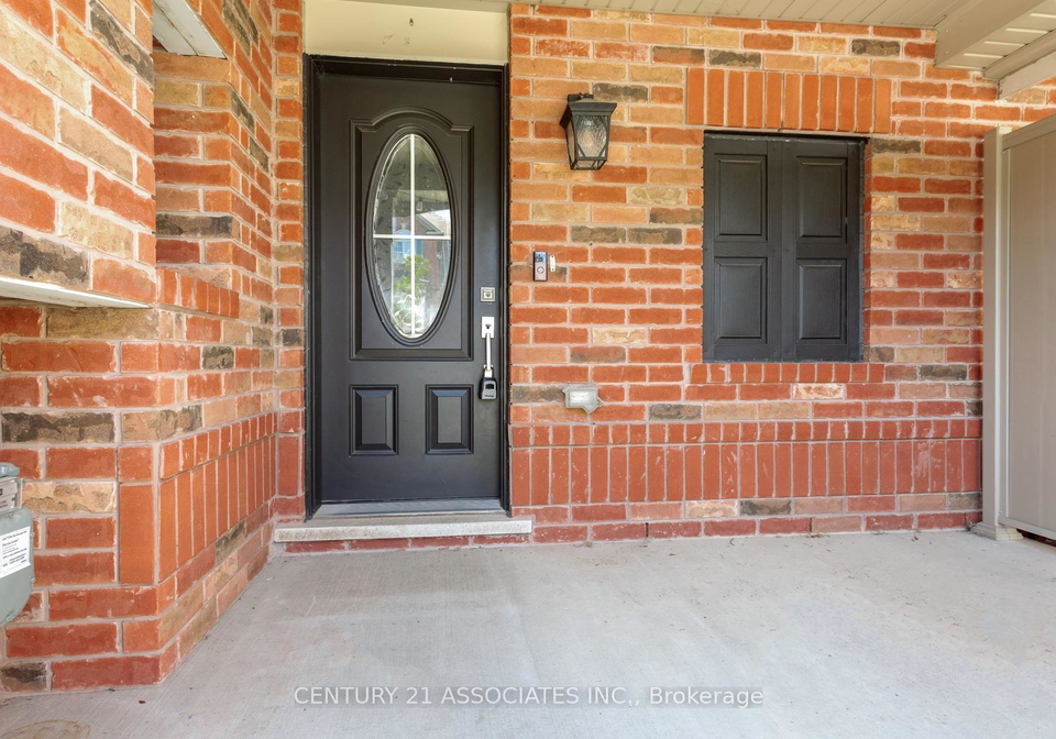 362-cavanagh-lane-milton-ontario-w13625078