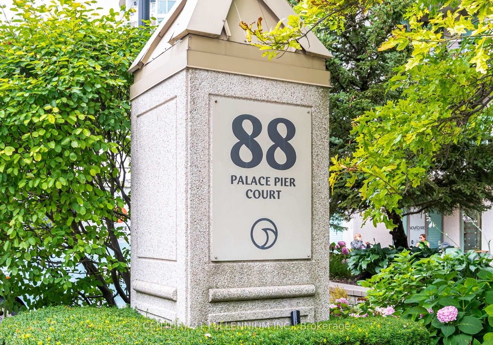 88-palace-pier-court-toronto-etobicoke-ontario-w13625232