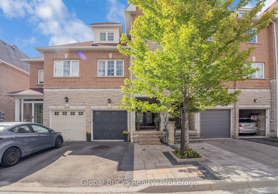 585-candlestick-circle-mississauga-ontario-w13625292