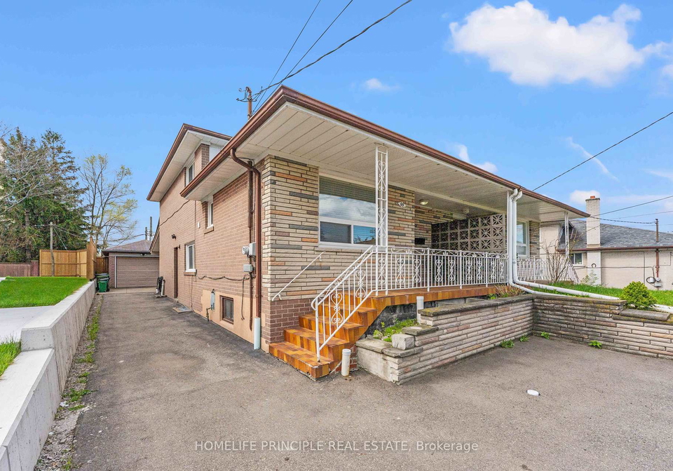 69-wintergreen-road-toronto-york-ontario-w13625532