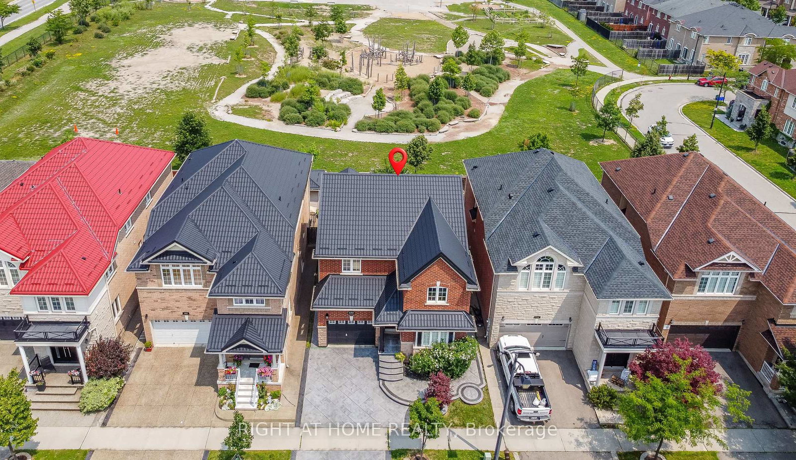 696-caldwell-crescent-milton-ontario-w13625638