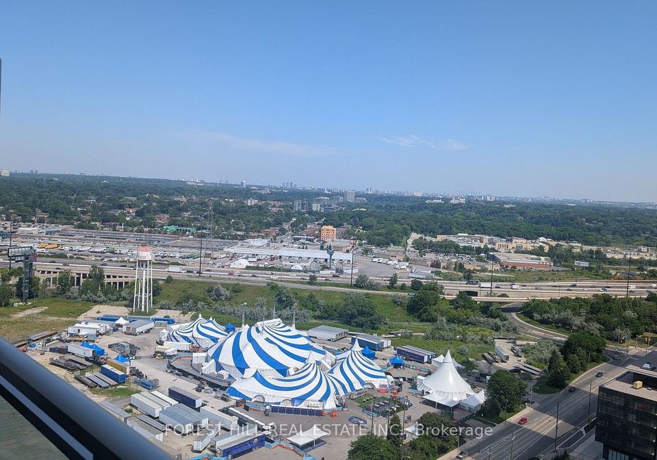 33-shore-breeze-drive-toronto-etobicoke-ontario-w13625640