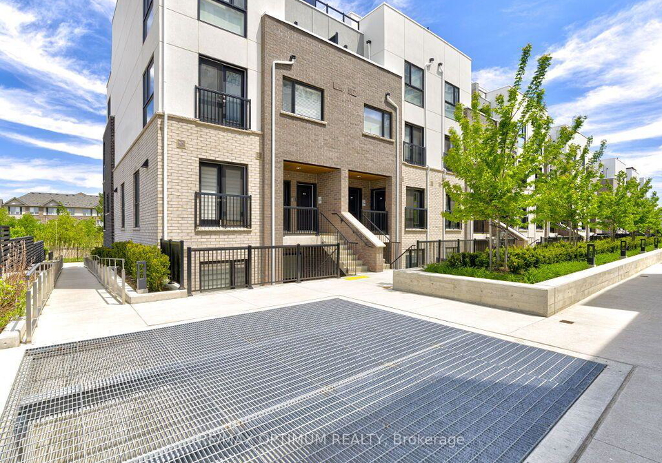 349-wheat-boom-drive-oakville-ontario-w13625684