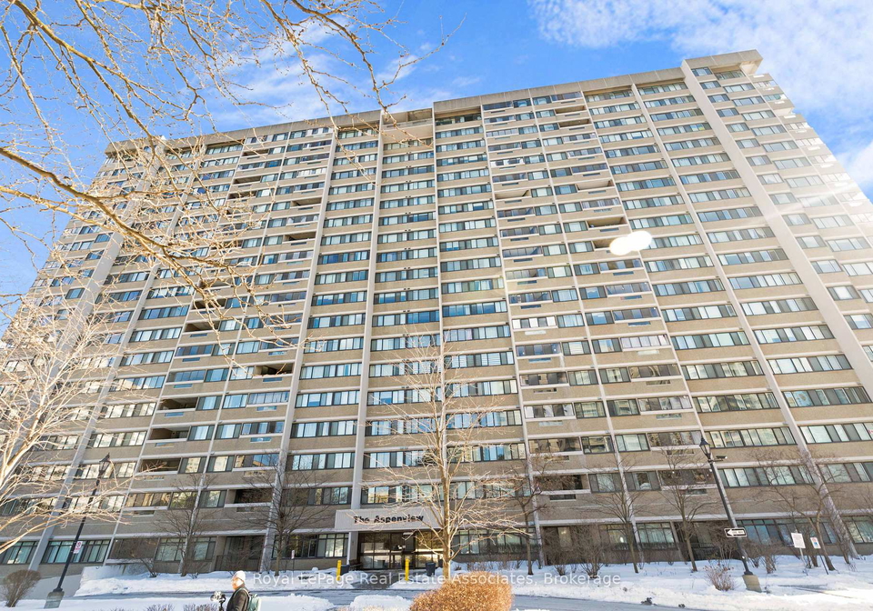 50-elm-drive-e-mississauga-ontario-w13625736