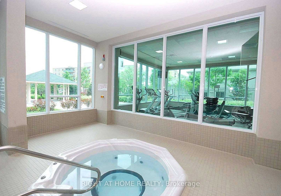 3525-kariya-drive-mississauga-ontario-w13625738