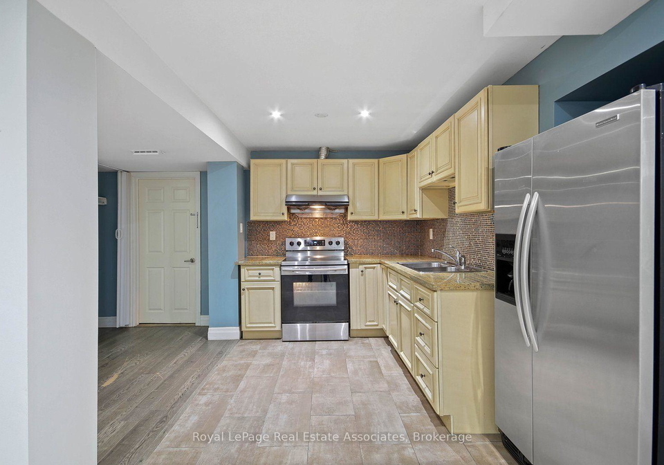 16-sergio-marchi-street-toronto-york-ontario-w13625740