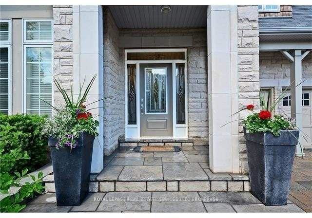 2271-lyndhurst-drive-oakville-ontario-w13625840