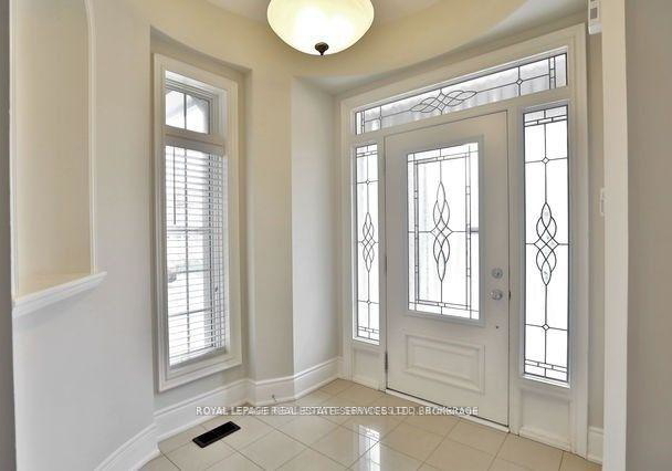 2271-lyndhurst-drive-oakville-ontario-w13625840