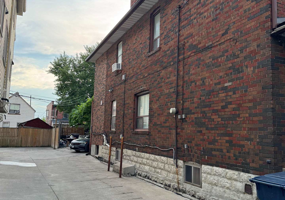 2330-dufferin-street-toronto-toronto-ontario-w13625906