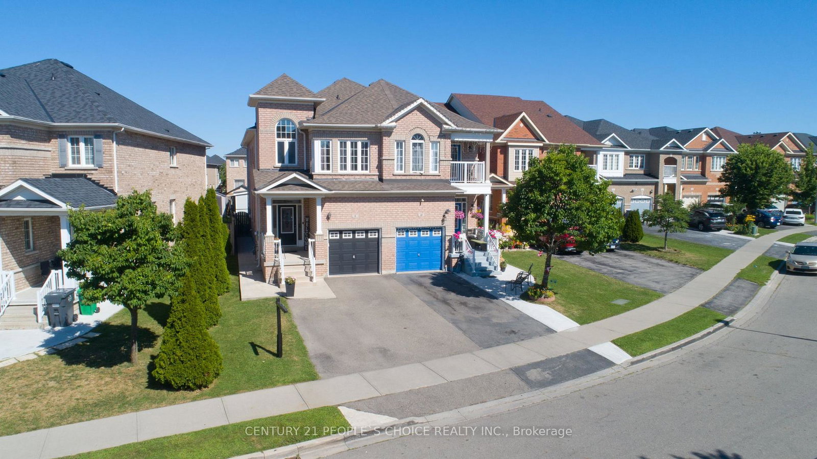 8-calm-waters-crescent-brampton-ontario-w13626080