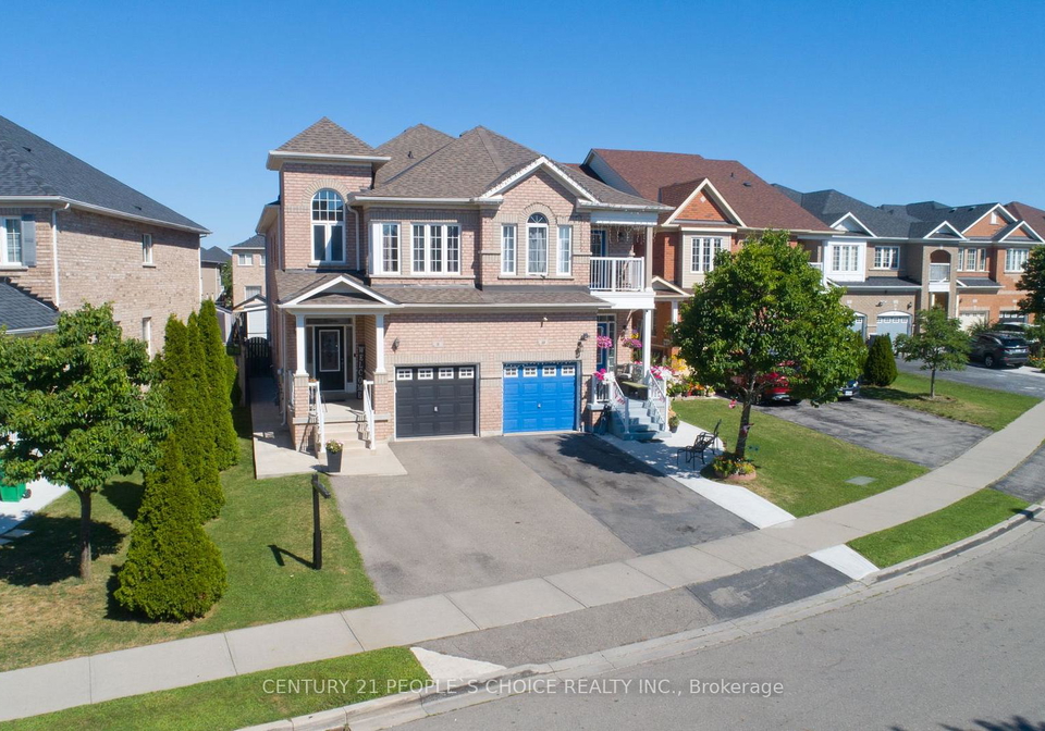 8-calm-waters-crescent-brampton-ontario-w13626080