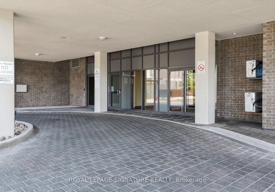 16-mcadam-avenue-toronto-north-york-ontario-w13626104
