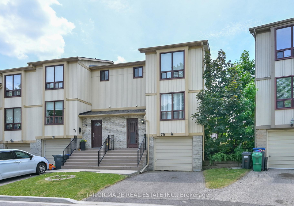guildford-crescent-brampton-ontario-w13626184
