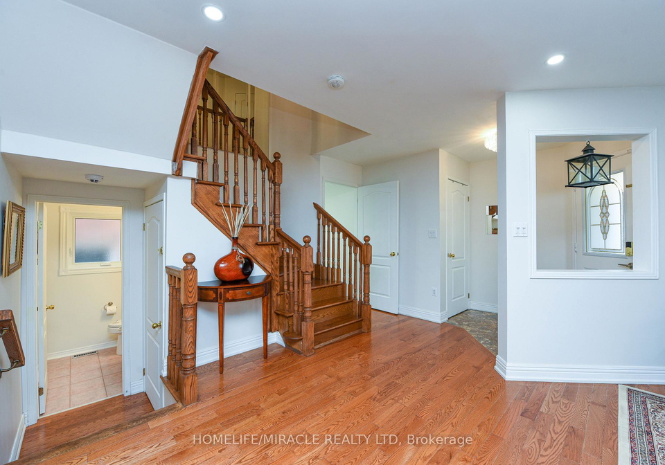 113-seclusion-crescent-brampton-ontario-w13626196