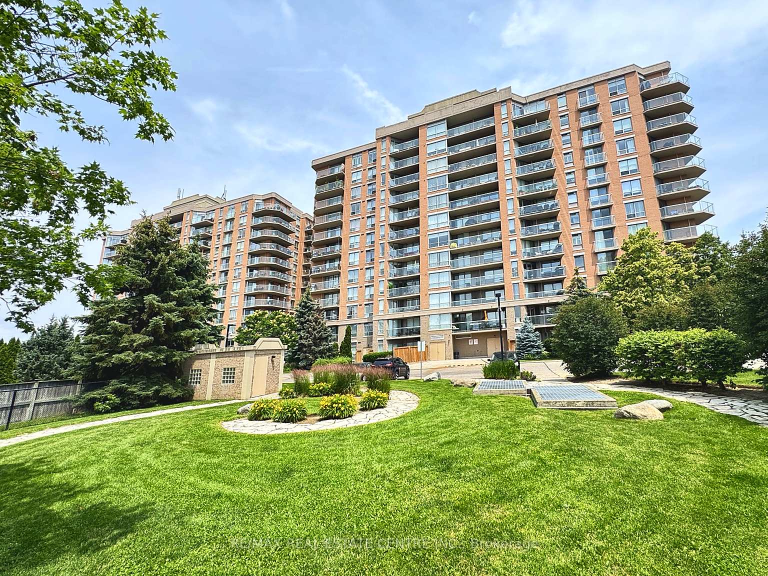 1140-parkwest-place-mississauga-ontario-w13626222