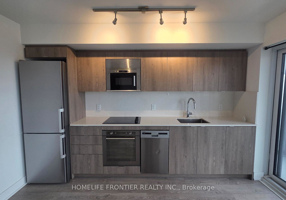 5-mabelle-avenue-toronto-etobicoke-ontario-w13626432