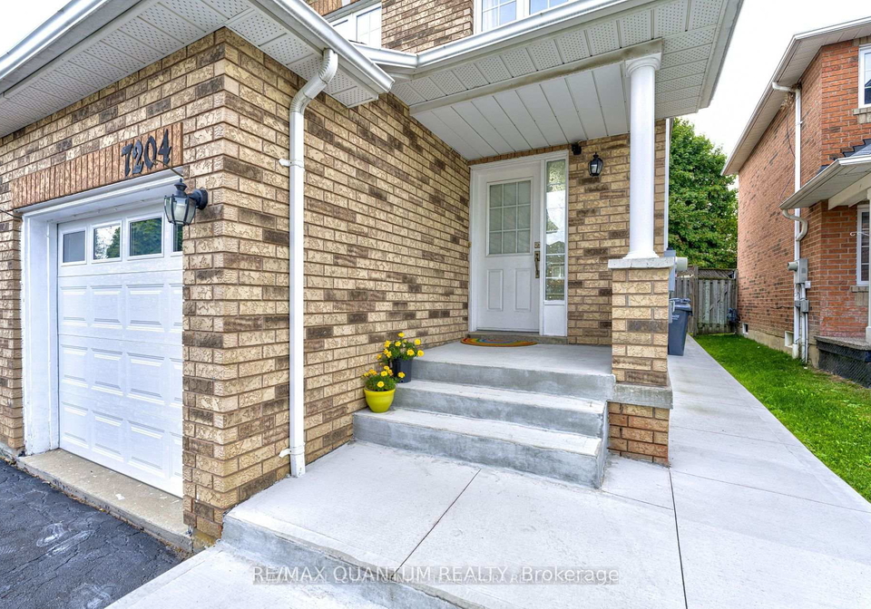 7204-frontier-ridge-mississauga-ontario-w13626434