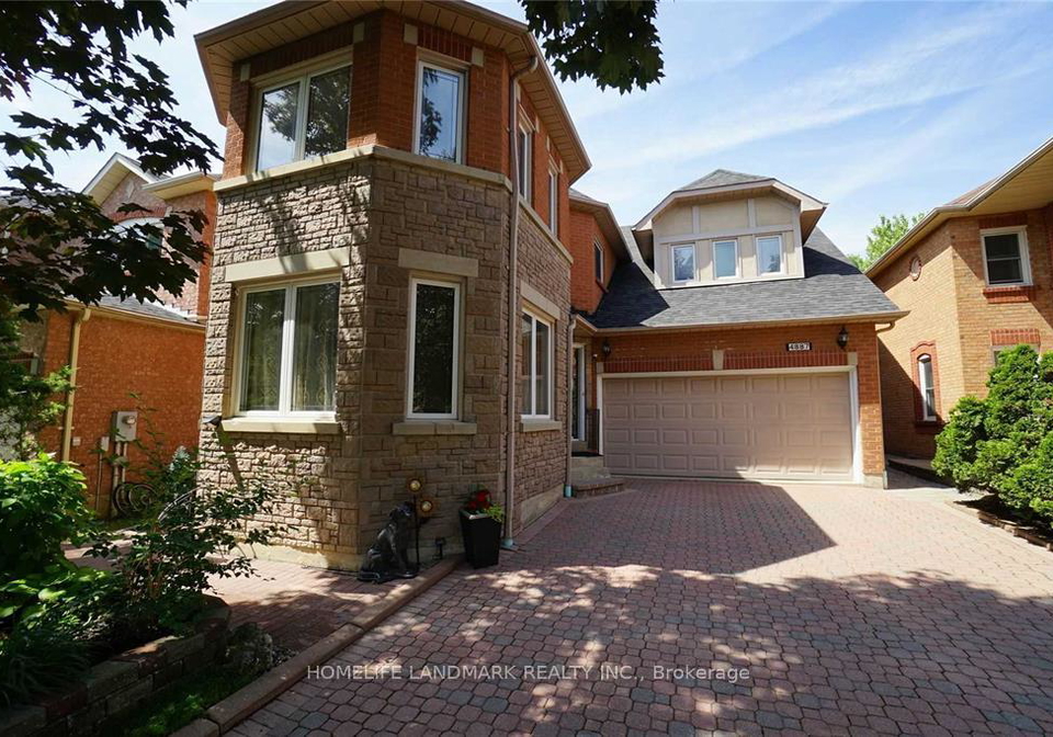 4887-natkarni-crescent-mississauga-ontario-w13626466