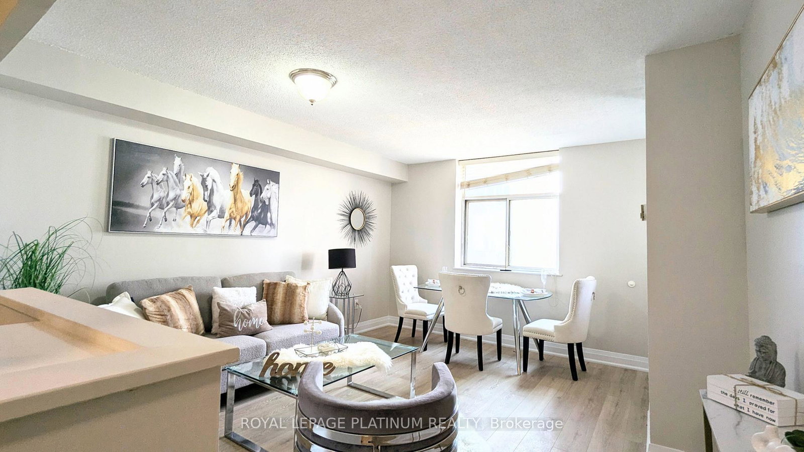 3559-eglinton-avenue-w-toronto-north-york-ontario-w13626646