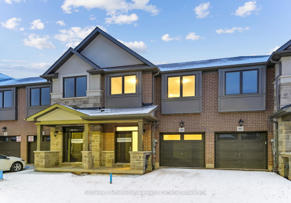 2184-postmaster-drive-oakville-ontario-w13626736