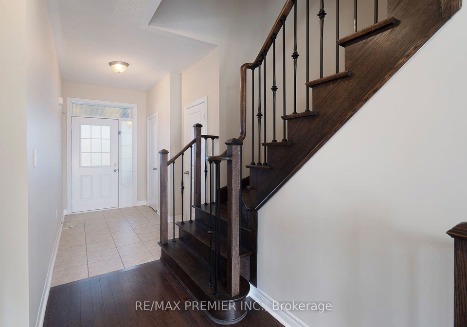 116-finegan-circle-brampton-ontario-w13626772