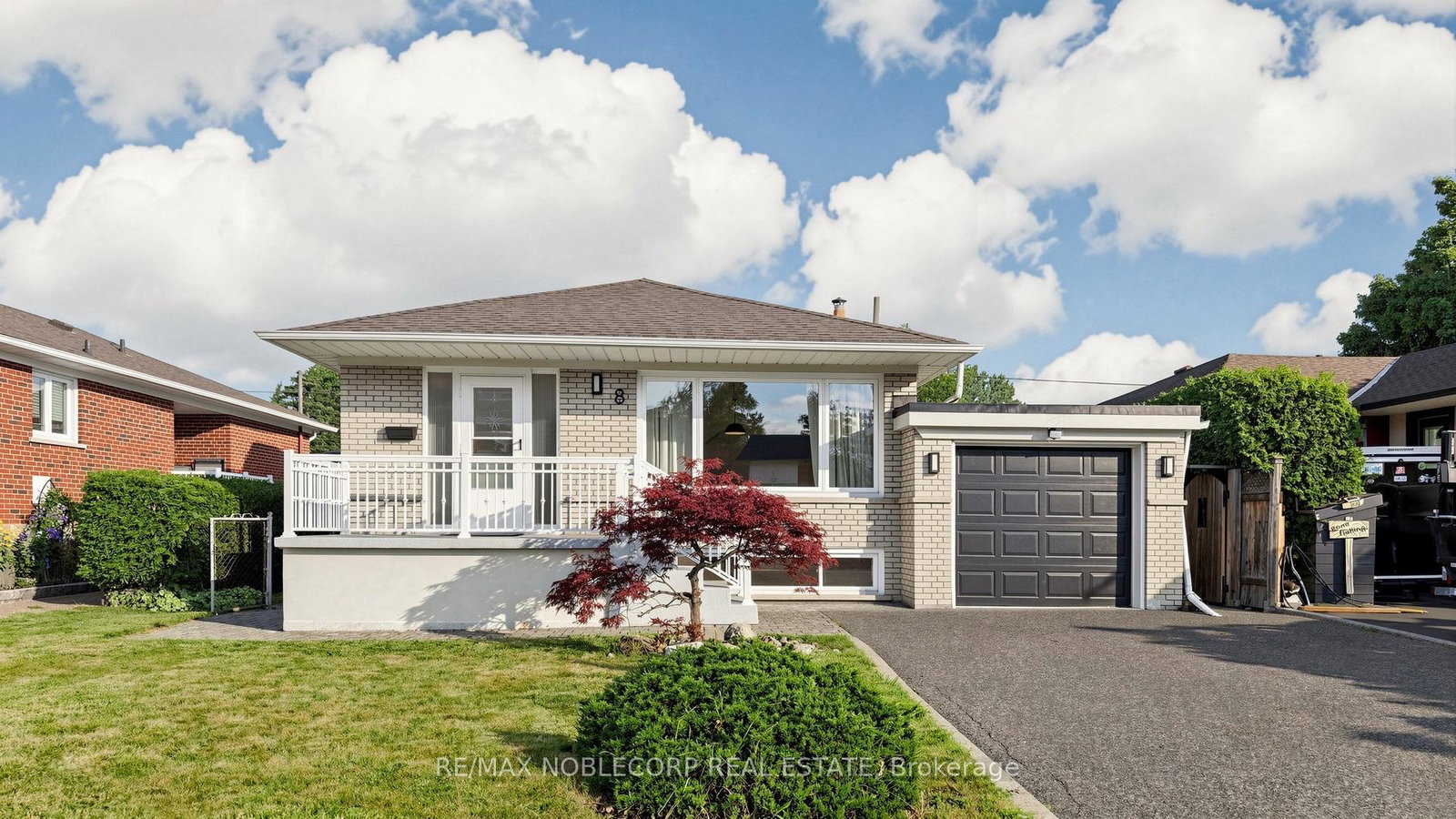 8-summerfield-crescent-toronto-etobicoke-ontario-w13627106