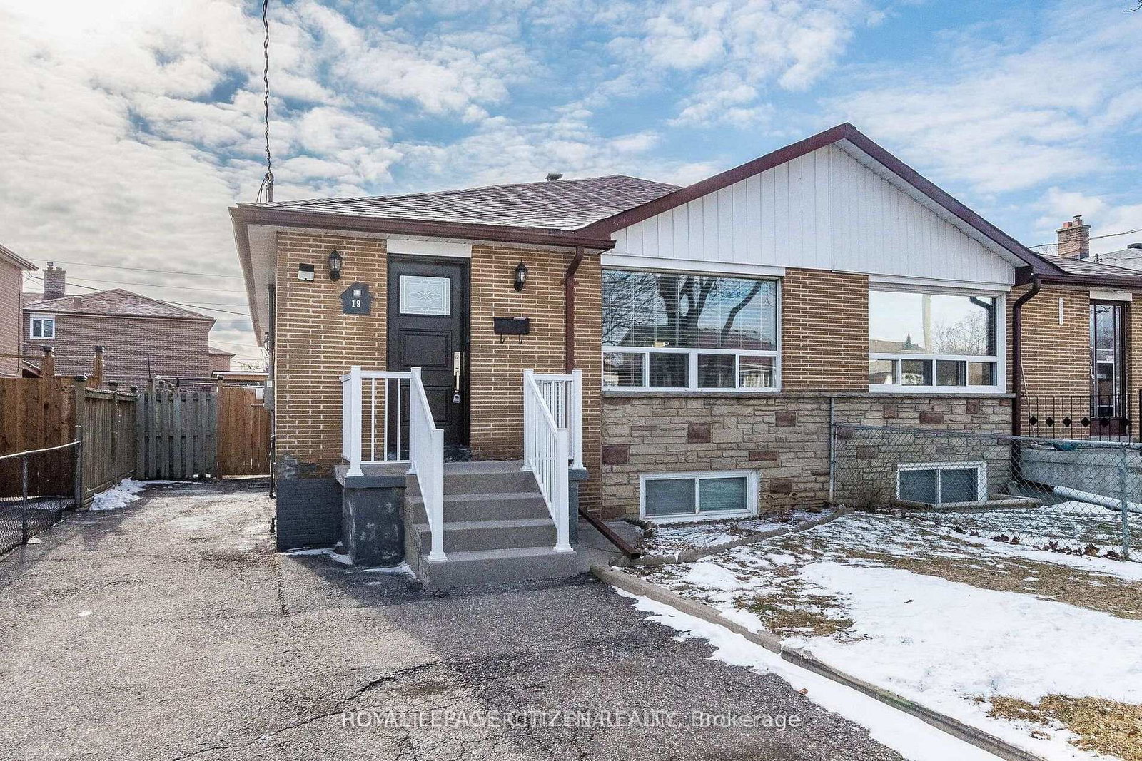 19-garfield-crescent-brampton-ontario-w13627126