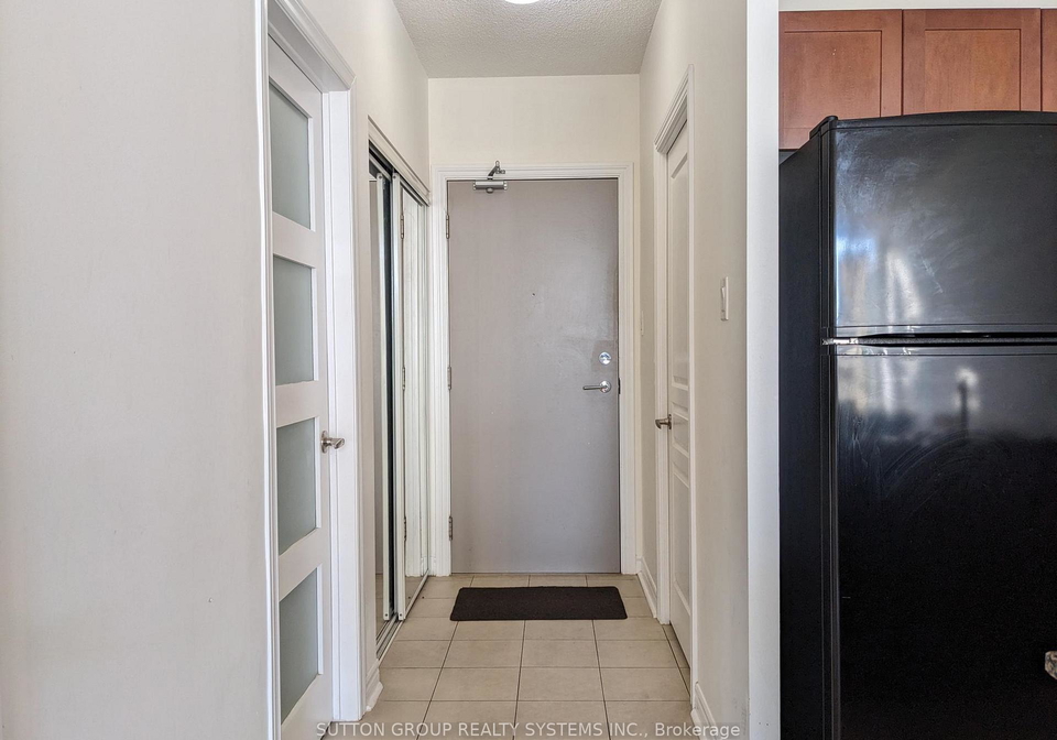 3525-kariya-drive-mississauga-ontario-w13627238