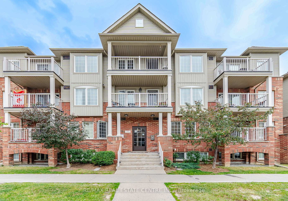 153-isaac-devins-boulevard-toronto-york-ontario-w13627318
