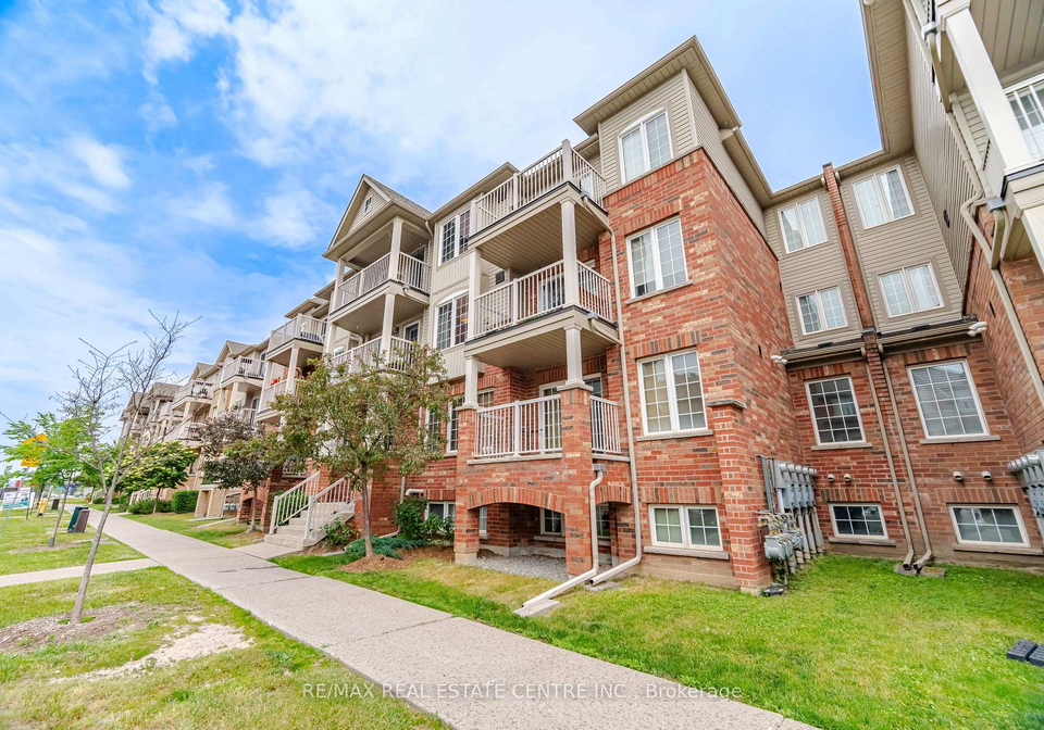 153-isaac-devins-boulevard-toronto-york-ontario-w13627318