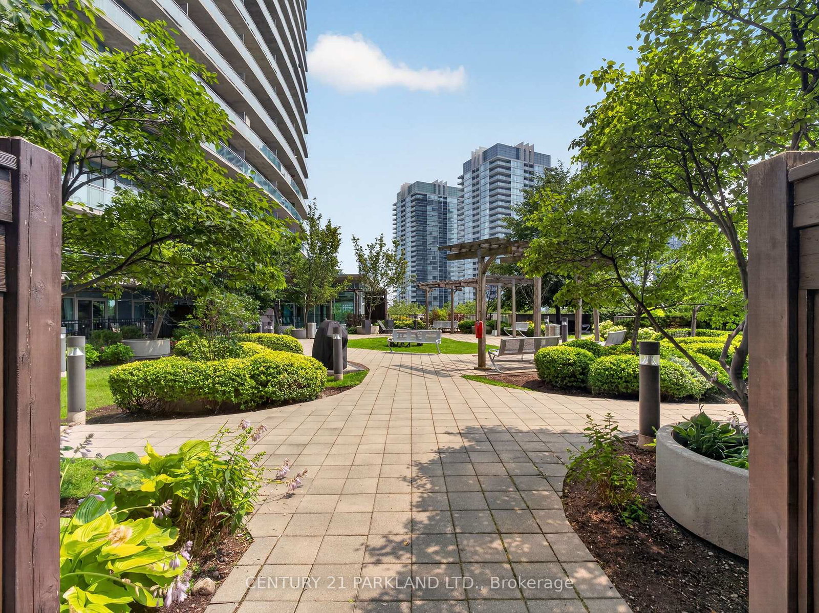155-legion-road-toronto-etobicoke-ontario-w13627326