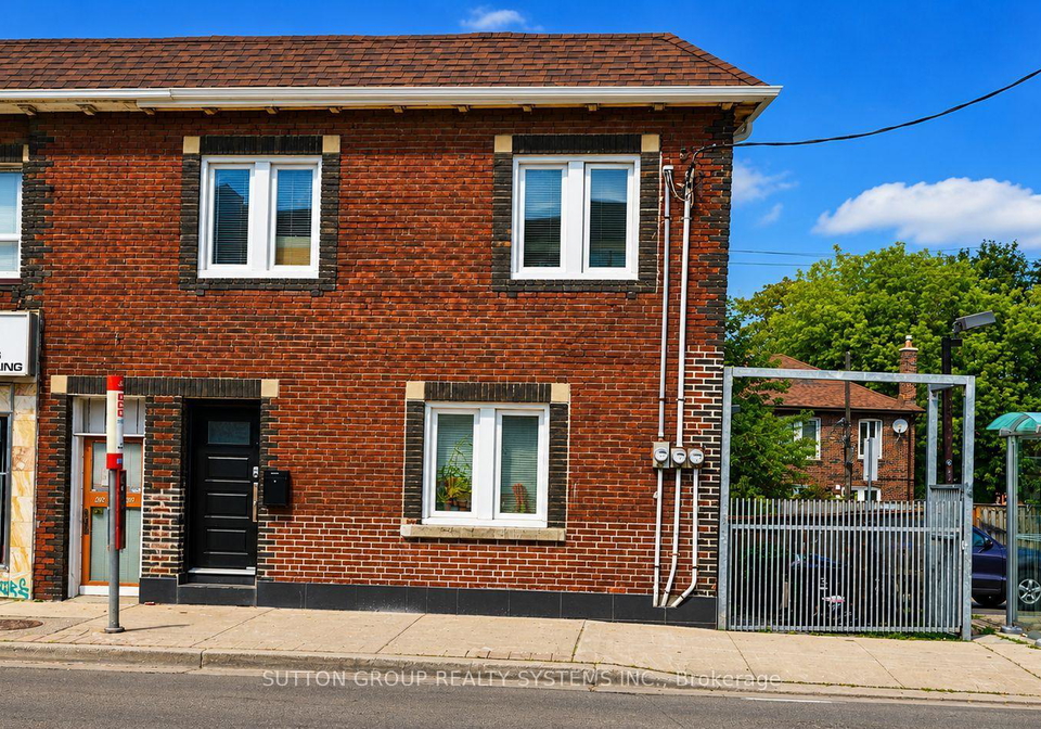 616-rogers-road-toronto-toronto-ontario-w13627386
