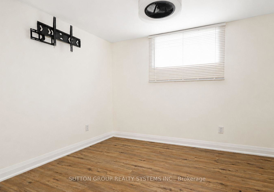 616-rogers-road-toronto-toronto-ontario-w13627386