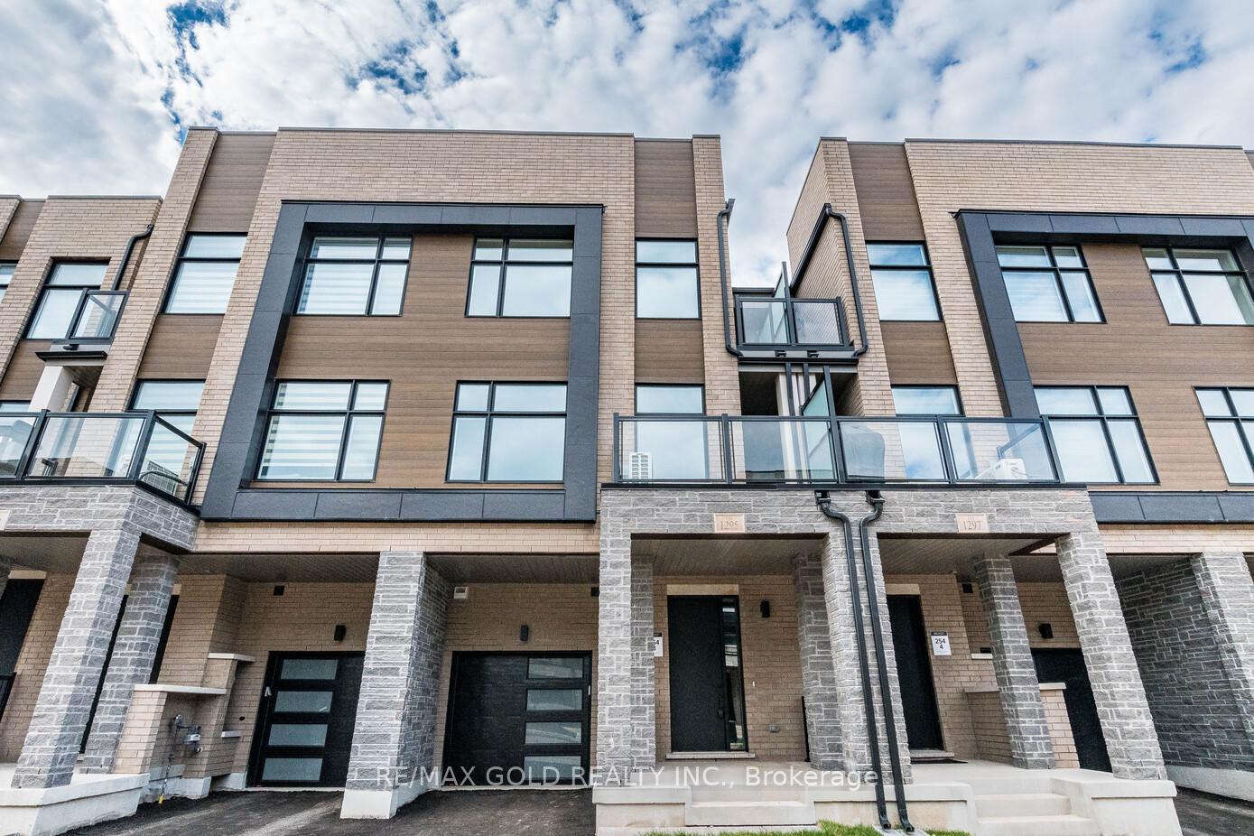 1295-dempster-lane-oakville-ontario-w13627424