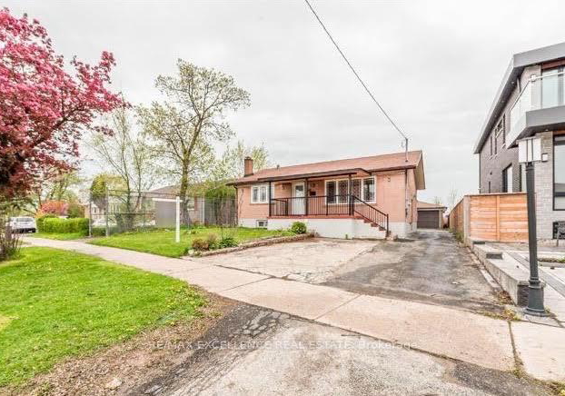 7208-hermitage-road-mississauga-ontario-w13627432