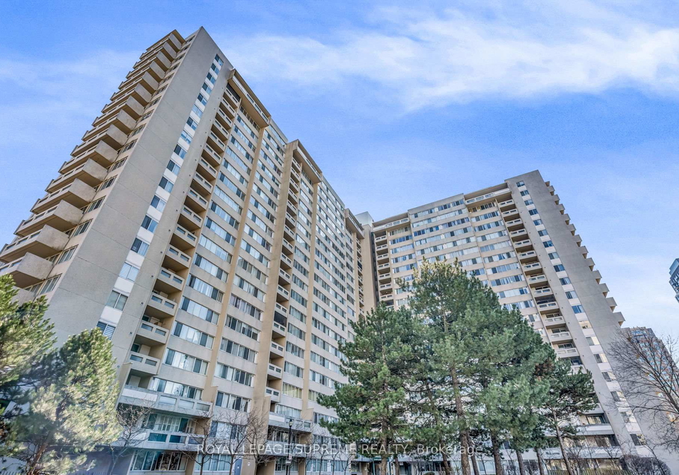 3590-kaneff-crescent-mississauga-ontario-w13627478