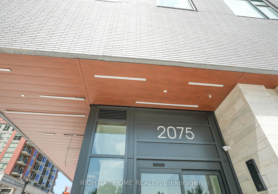 2075-lakeshore-road-burlington-ontario-w13627526