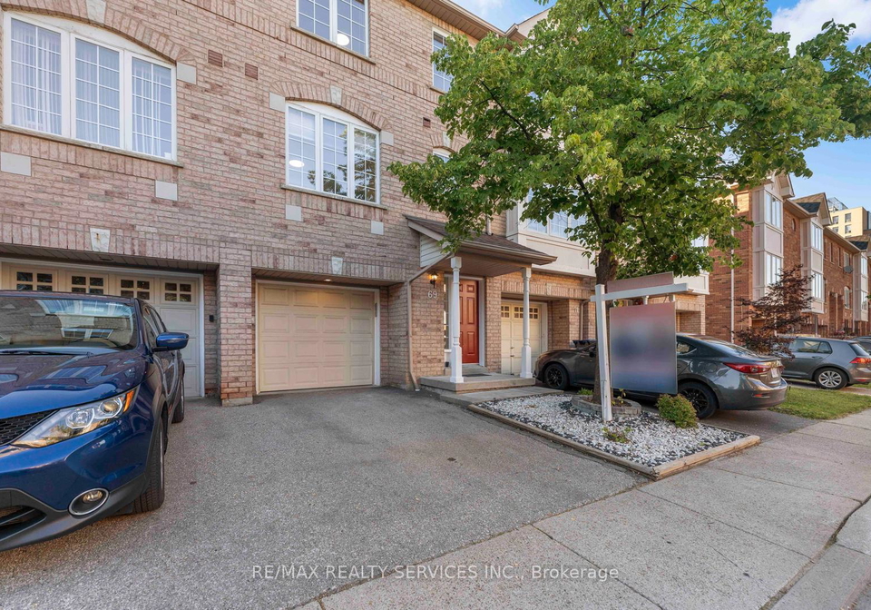 80-acorn-place-mississauga-ontario-w13627578