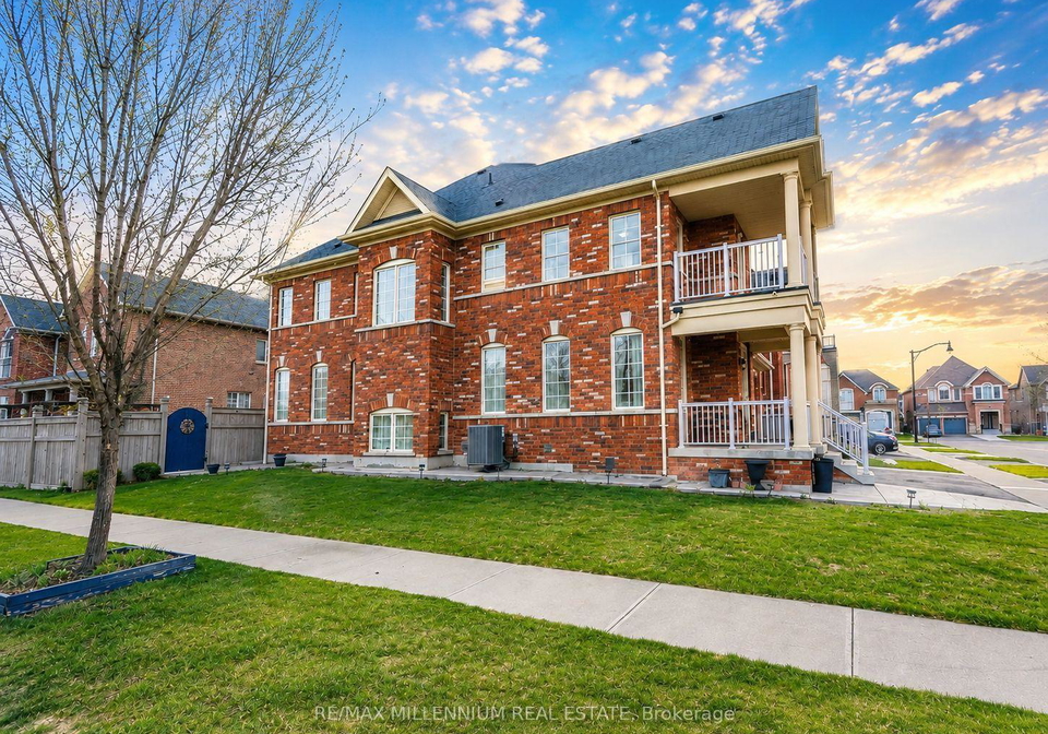 8-zelda-road-brampton-ontario-w13627584