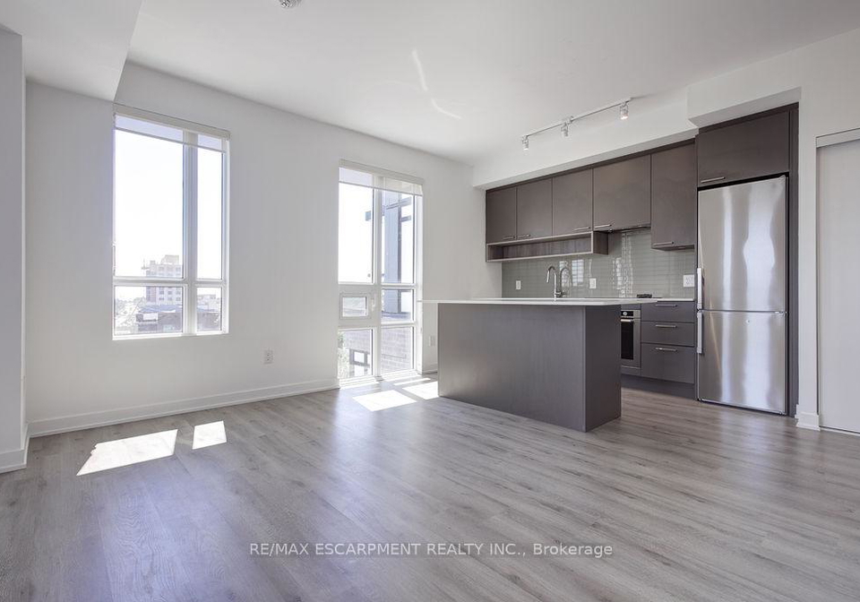 3005-pine-glen-road-oakville-ontario-w13627628
