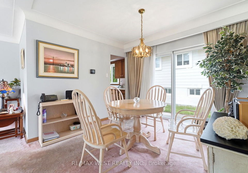 491-shannon-crescent-burlington-ontario-w13627656