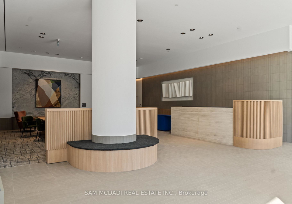 395-square-one-drive-mississauga-ontario-w13627774