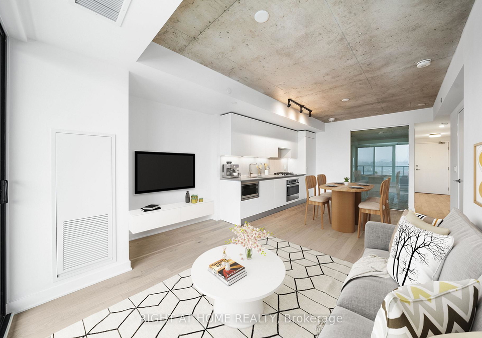 2720-dundas-street-toronto-toronto-ontario-w13627778