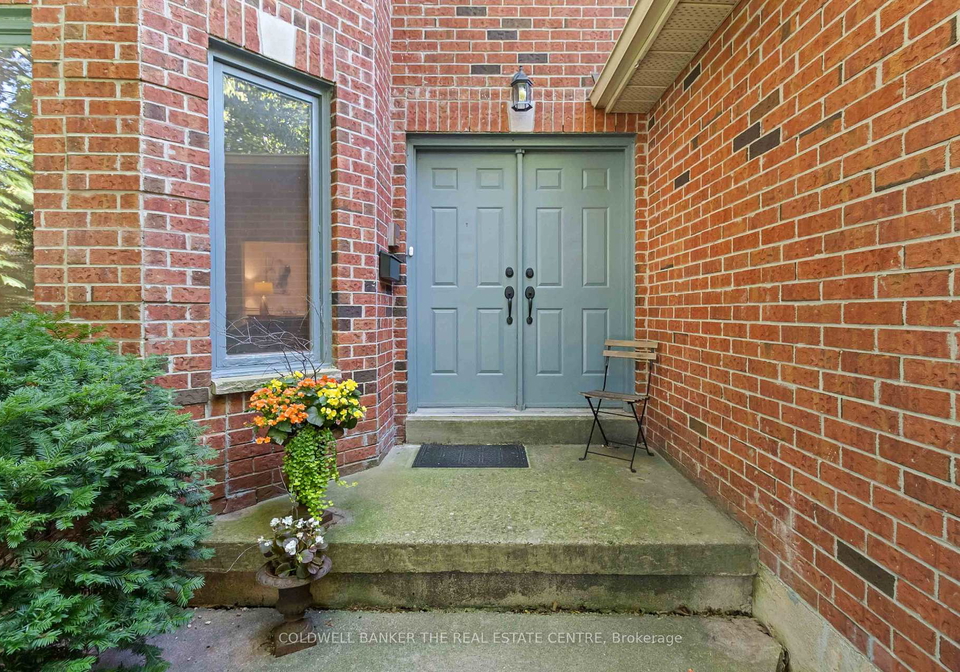 2040-markle-drive-oakville-ontario-w13627876