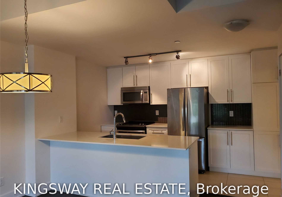 4011-brickstone-mews-mississauga-ontario-w13627880