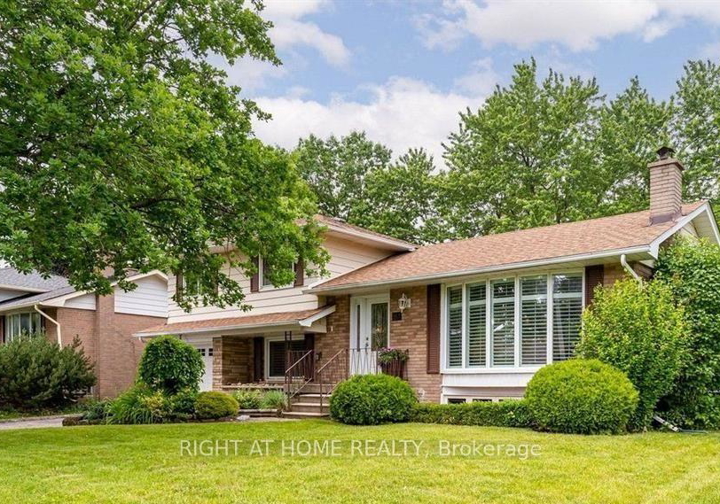 49-rayne-avenue-oakville-ontario-w13627914