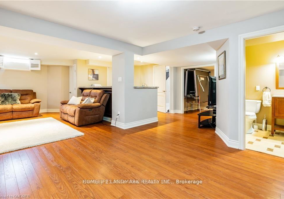 2384-parkglen-avenue-oakville-ontario-w13627962