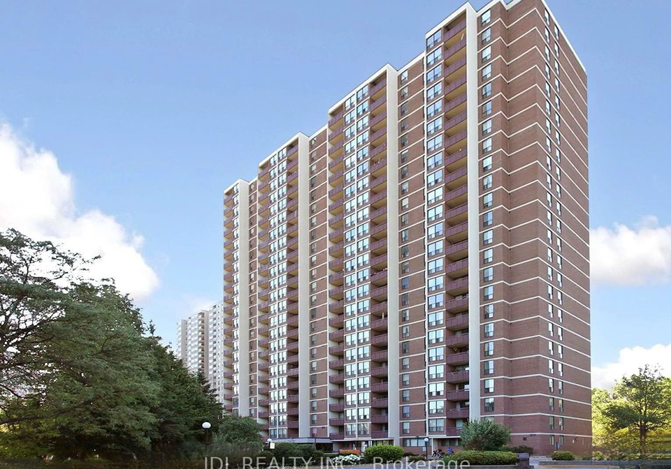 85-emmett-avenue-toronto-north-york-ontario-w13627986