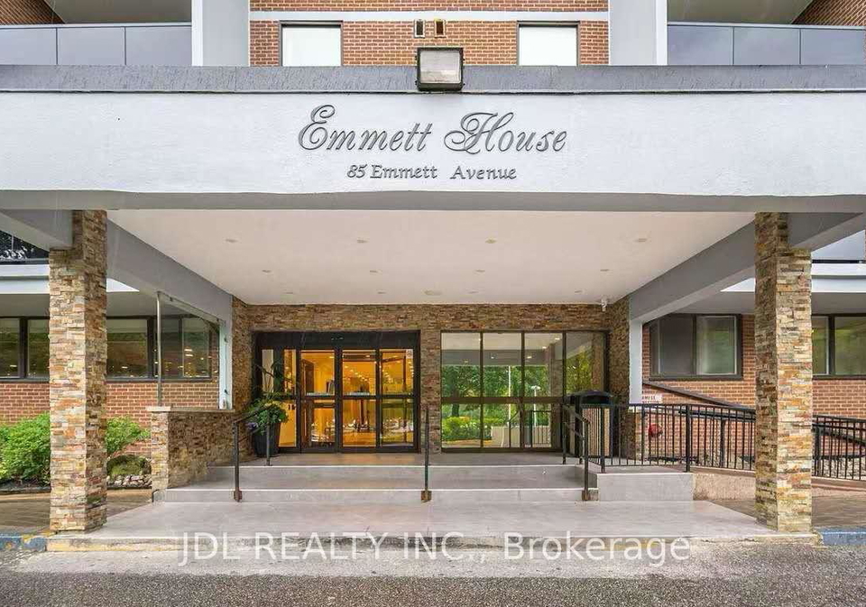 85-emmett-avenue-toronto-north-york-ontario-w13627986